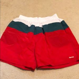 Supreme split logo water short trunk red green